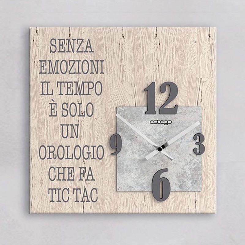 orologio da parete in legno con frase